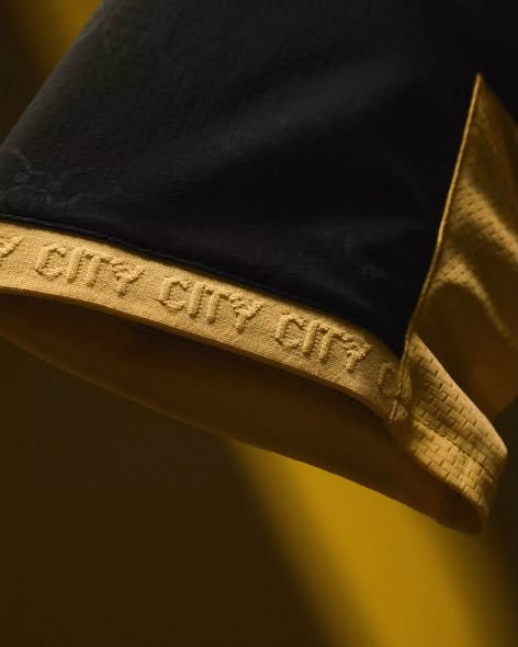 Man city away kit 26 /27 (Player edition)