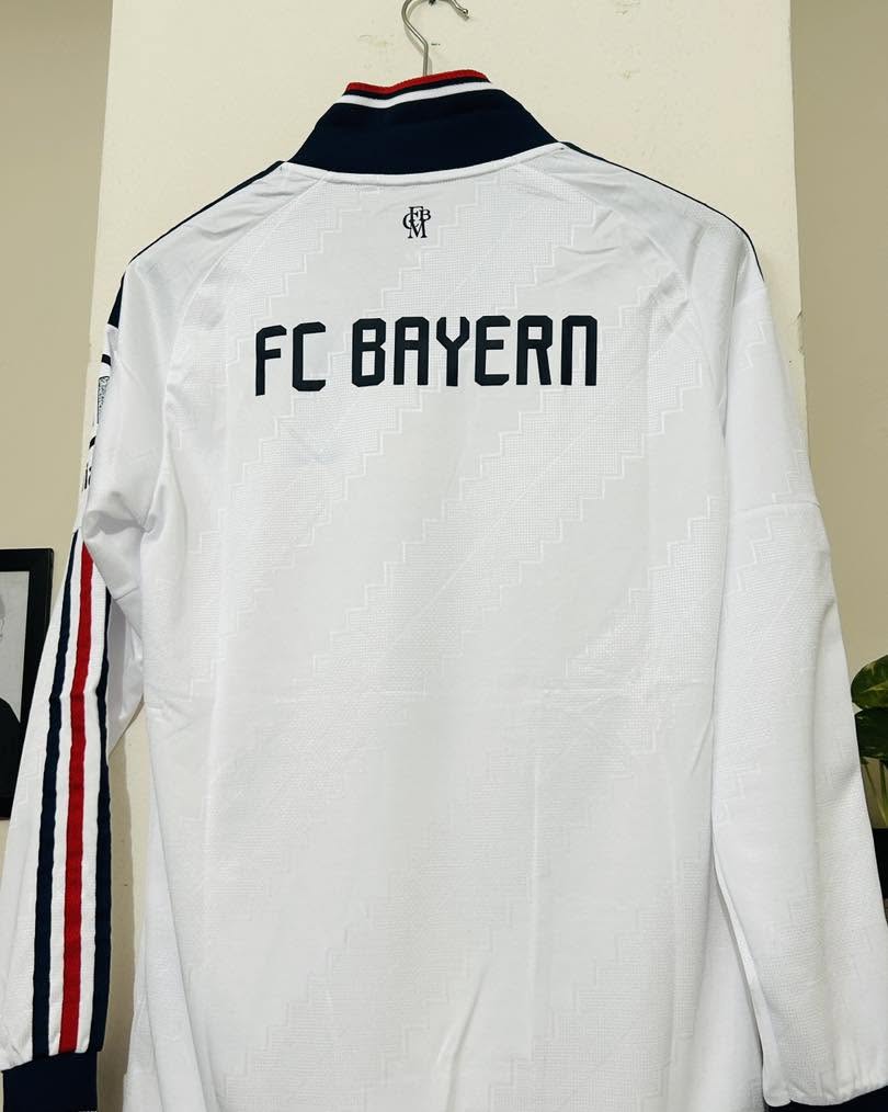 Bayern München Full Sleeve Away Authentic Jersey 2026-27